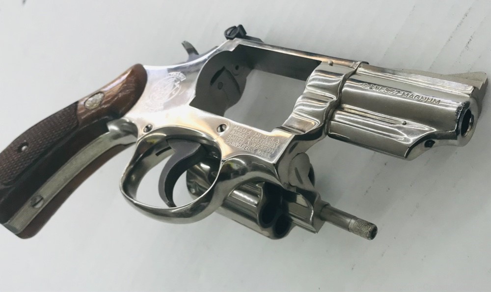 S&W 19-4 snub nose 2.5" barrel revolver .357 magnum-img-8