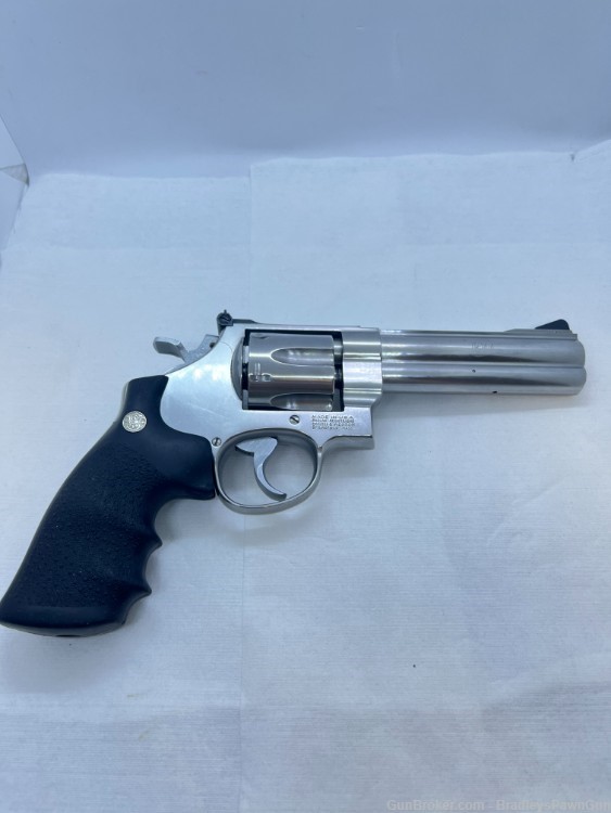 *Smith & Wesson 610 10mm with a 5 inch barrel*-img-1