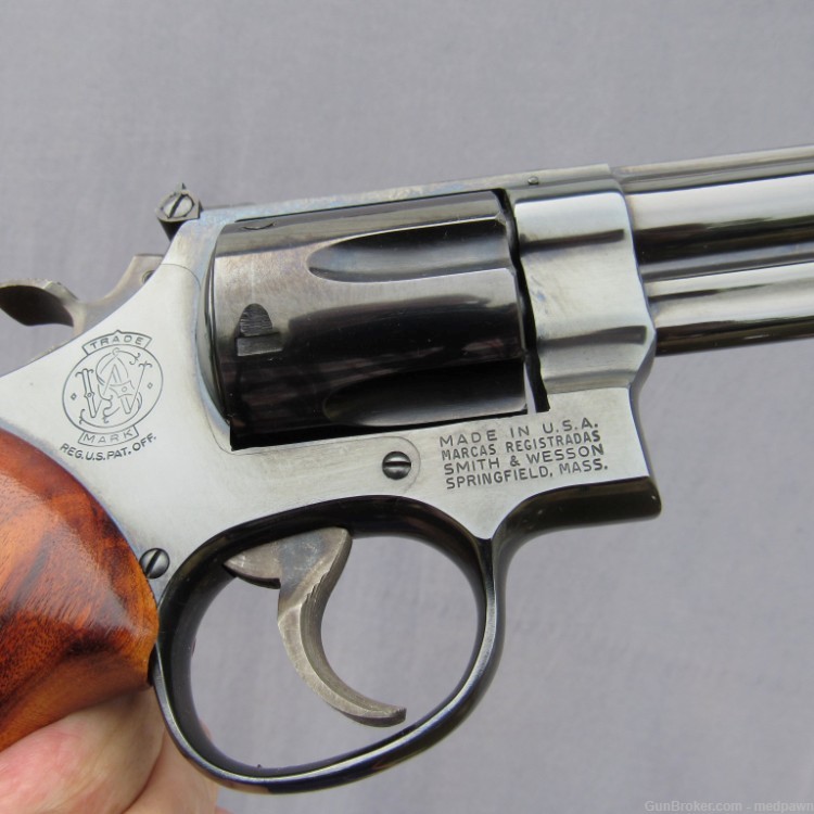 Fantastic Smith Wesson 57 .41 magnum mint in box No Dash!-img-11