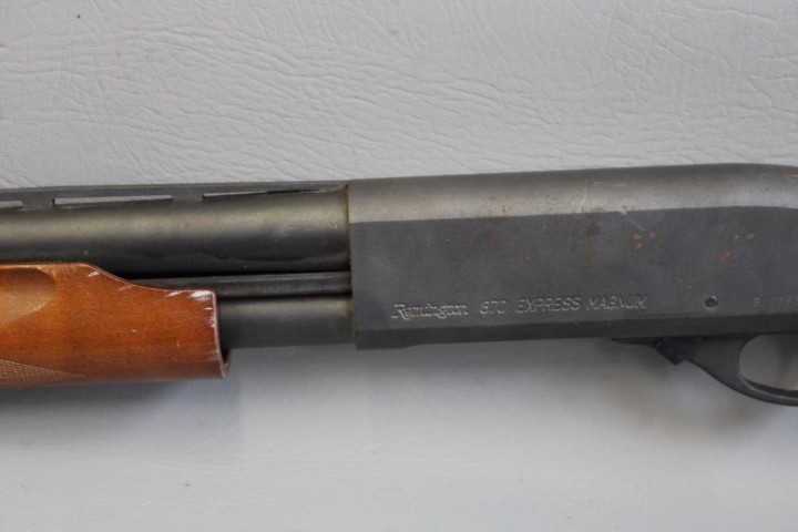 Remington 870 Express Magnum 12GA Item S-49-img-9