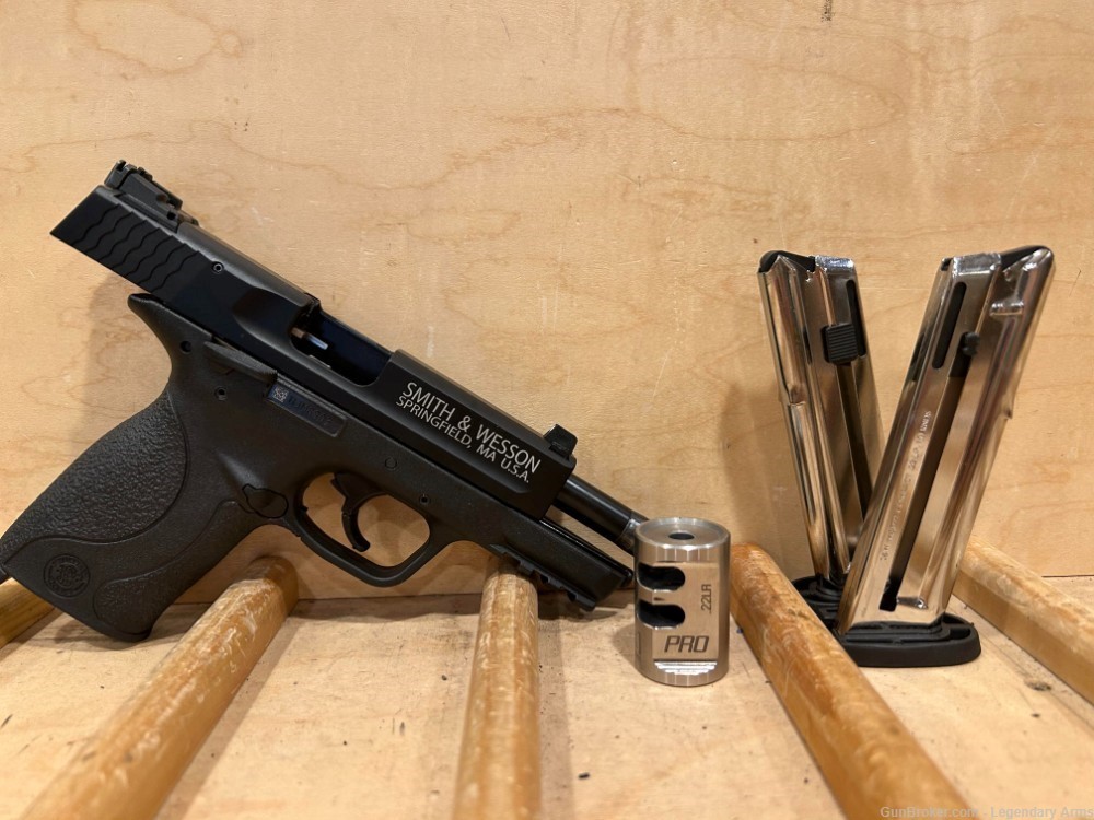 SMITH & WESSON  22 COMPACT 22LR #20344-img-0