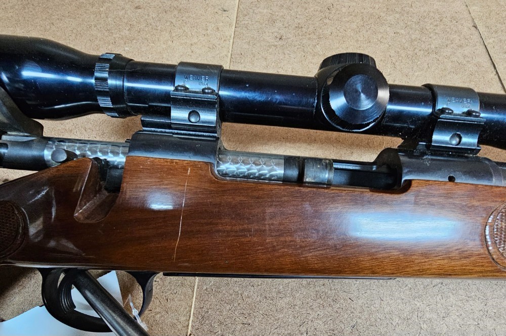 Remington 700 BDL .25-06 bolt action rifle Weaver Classic 600 optic Ilion -img-6