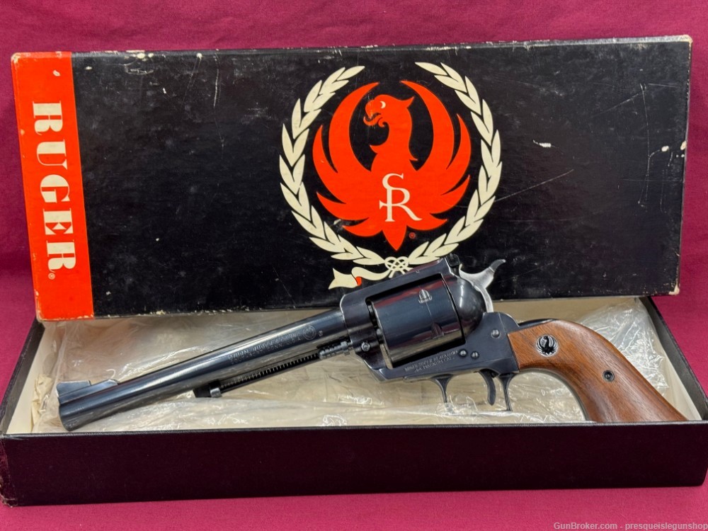 Ruger - Super Blackhawk - .44 Magnum - 7.5" Barrel - Original Box-img-0