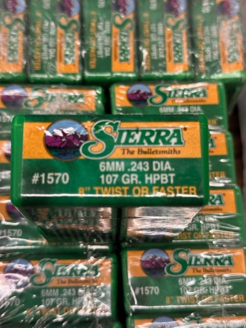 Sierra 6mm .243 107 Grain Matchking 1570 - Boxes of 100 Bullets-img-0