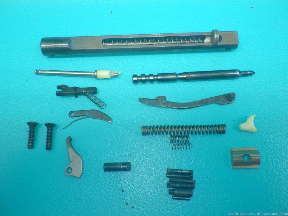H&R 949 "Forty Niner" .22lr  5.5"bbl Revolver Repair Parts Kit-img-1