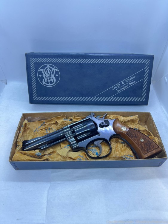 A Beautiful Smith & Wesson 18-3 22Lr-img-0