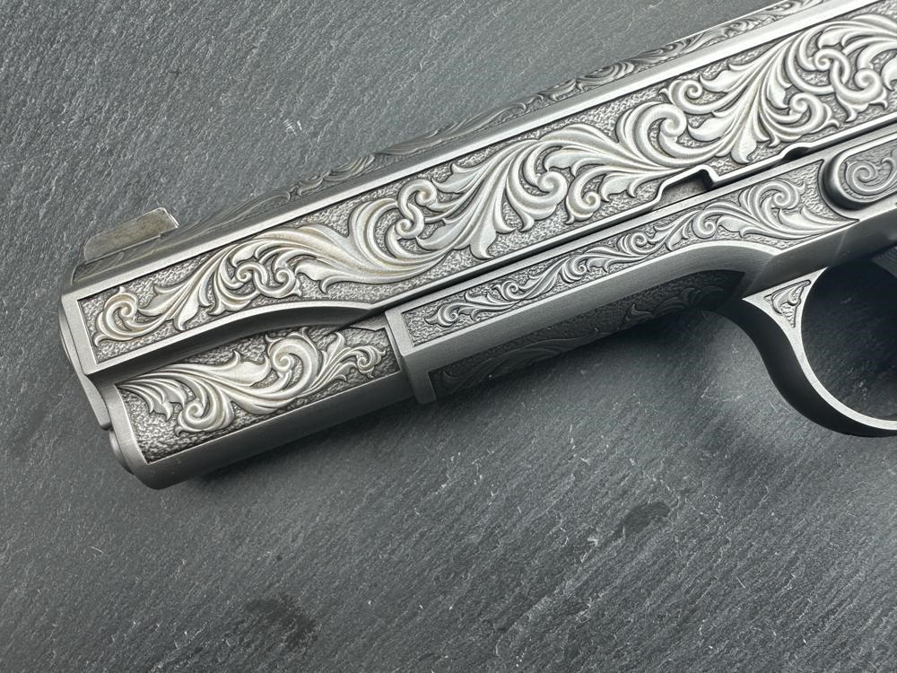 FACTORY 2ND - Kimber 1911 Custom Engraved Regal by Altamont .45ACP-img-1