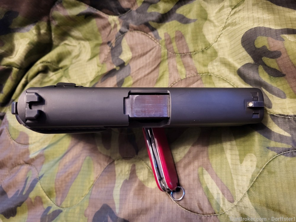 Sig Sauer P229R DAO DAK Trigger .40 S&W Pistol w 3 12-rd Mags Hogue Grips-img-4