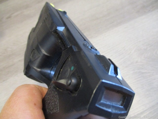 TASER X2 Black 2 shot Tazer W/ Cartridges and Battery WORKING Less Lethal -img-6