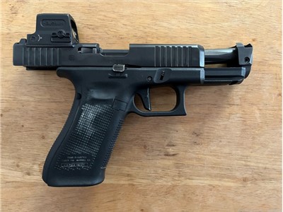 Fully Customized Glock 45 Race Gun