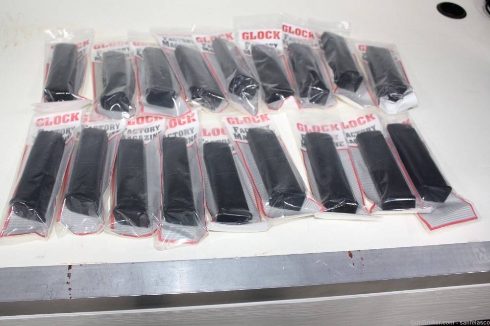 Glock 22 ‘Law Enforcement marked’ magazines; ONE LOT of 18; ALL EXCELLENT-img-0