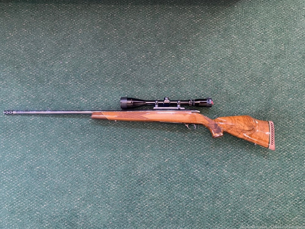 Weatherby Mark V Deluxe .300 WBY Mag -img-0