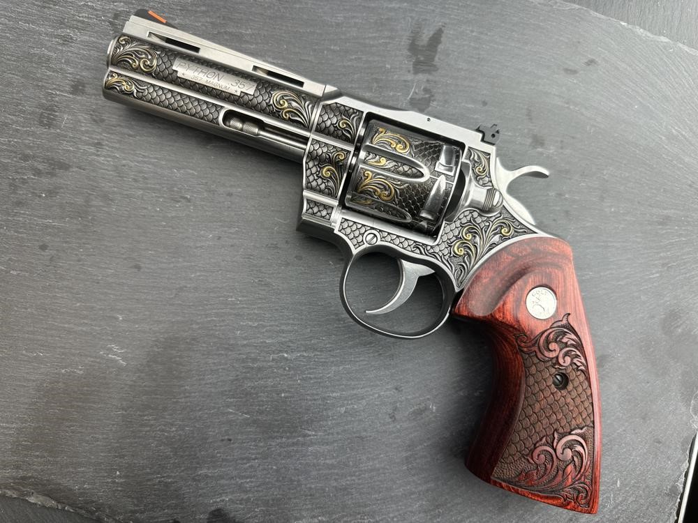 FACTORY 2ND - Colt Python ENGRAVED Royal Snake Scale by Altamont 4.25"-img-5