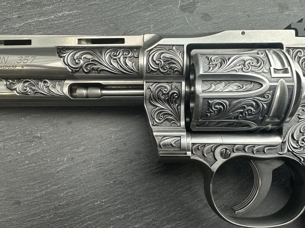 FACTORY 2ND - Colt Python 2020 ENGRAVED by Altamont 6" .357 Mag Stainless-img-1
