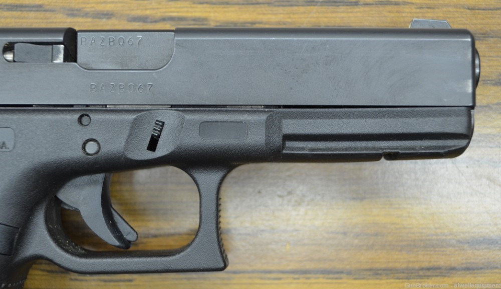 Glock 17 Gen 4 9MM Semi Auto Pistol-img-5