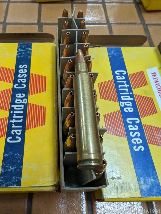 200 rounds reloaded 300 Winchester Mag + brass-img-17