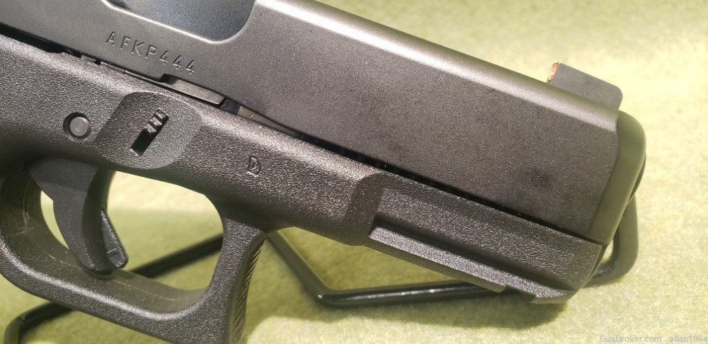 Glock 19M FBI Contract Gun 9mm 15 Round NIB UM1950333 USA Made-img-10