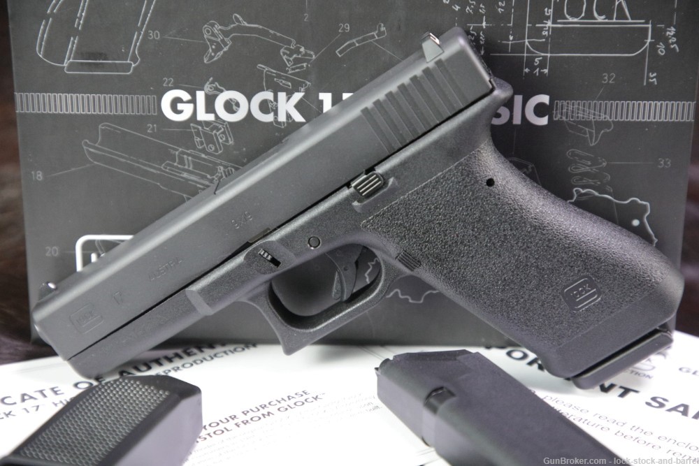 Glock Model 17 Classic G17 Gen 1 9mm Striker Fired Semi Auto Pistol, NO CA -img-3