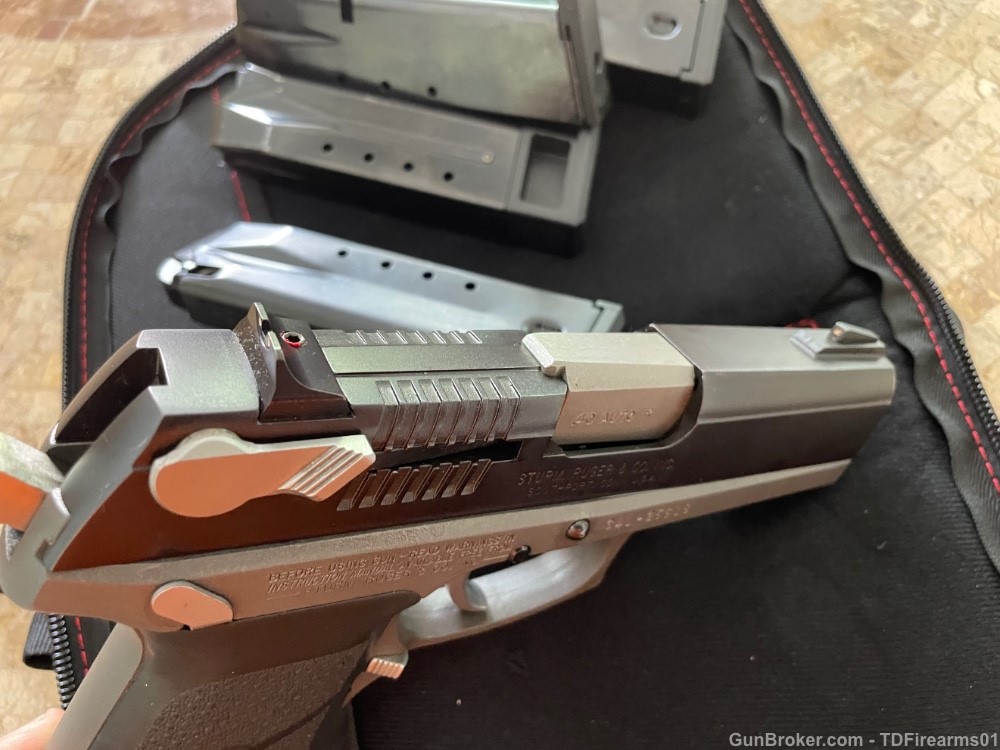 Ruger P94 steel blued .40 s&w da/sa handgun w/ soft case & 5 mags-img-2