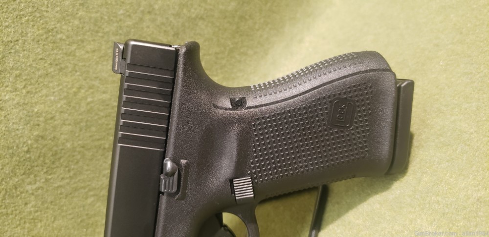 Glock 19M FBI Contract Gun 9mm 15 Round NIB PM1950333 Austrian Made-img-7