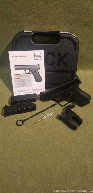 Glock 19M FBI Contract Gun 9mm 15 Round NIB PM1950333 Austrian Made-img-0
