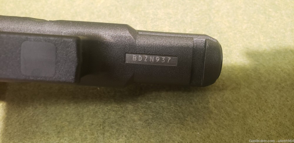 Glock 19M FBI Contract Gun 9mm 15 Round NIB PM1950333 Austrian Made-img-6