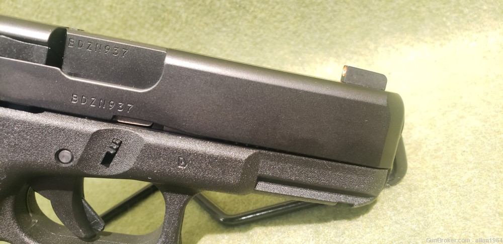 Glock 19M FBI Contract Gun 9mm 15 Round NIB PM1950333 Austrian Made-img-14