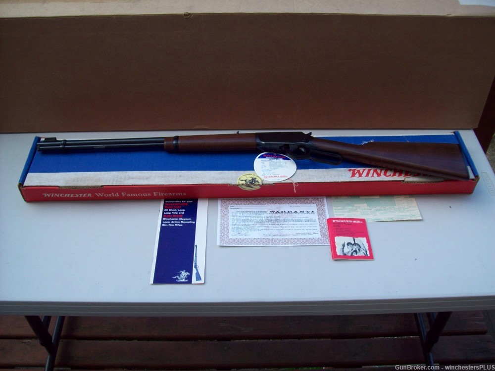 WINCHESTER 9422 RIFLE  22 LR BOX AND PAPER WORK AND HANG TAG    BOX ONLY !-img-0