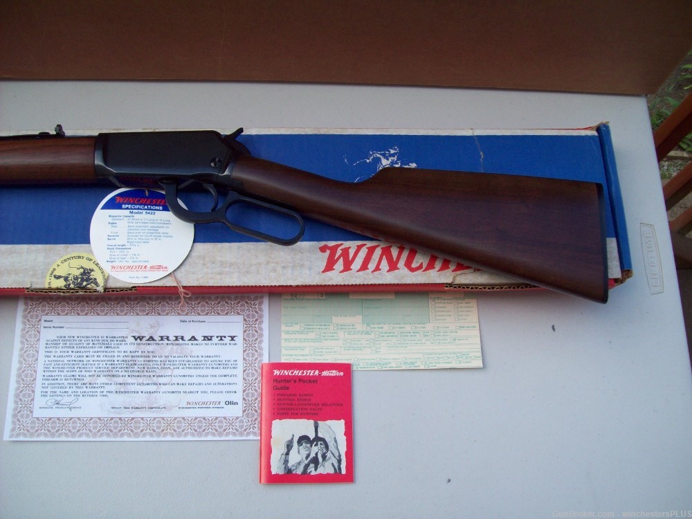 WINCHESTER 9422 RIFLE  22 LR BOX AND PAPER WORK AND HANG TAG    BOX ONLY !-img-1