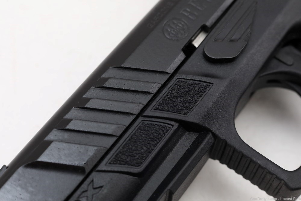 Beretta APX A1 FS 9mm 4.25" OPTICS READY Burris Holo LIKE NEW IN BOX NR! -img-5