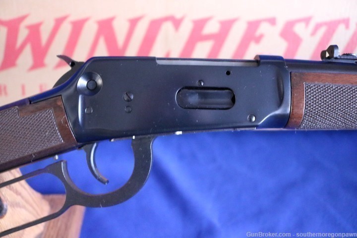 Winchester 9410 Shotgun lever .410 in 98% and in original box -img-3