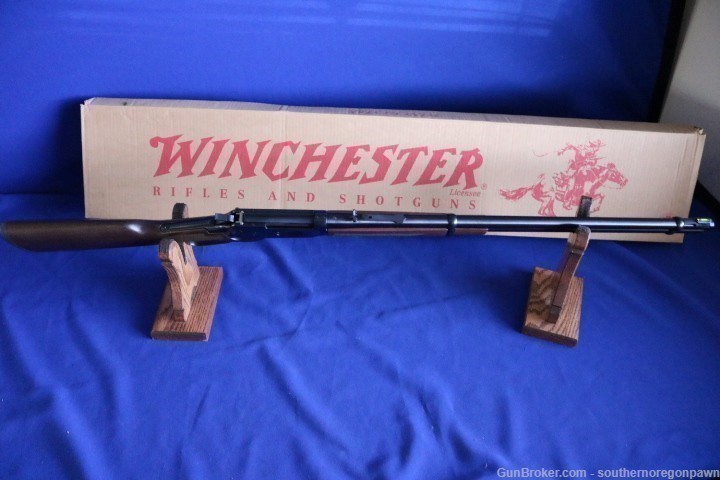 Winchester 9410 Shotgun lever .410 in 98% and in original box -img-7
