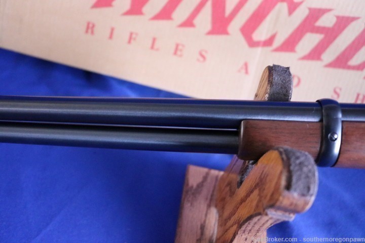 Winchester 9410 Shotgun lever .410 in 98% and in original box -img-27