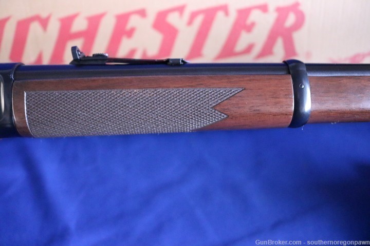 Winchester 9410 Shotgun lever .410 in 98% and in original box -img-4