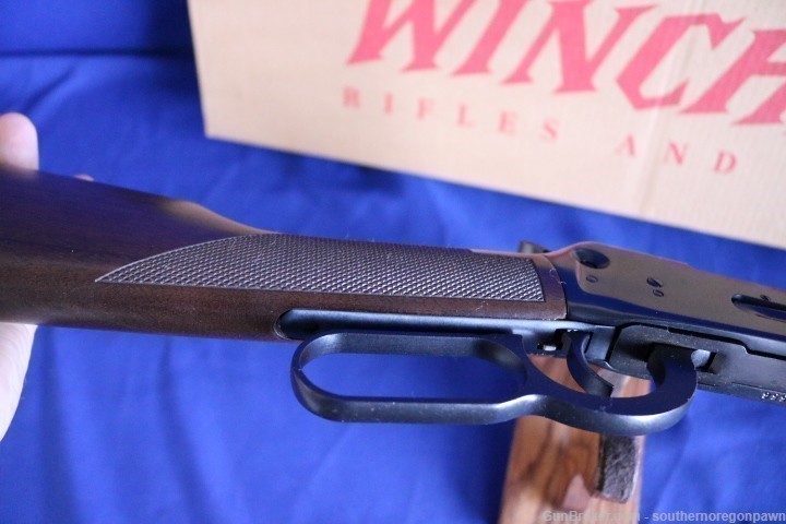 Winchester 9410 Shotgun lever .410 in 98% and in original box -img-17