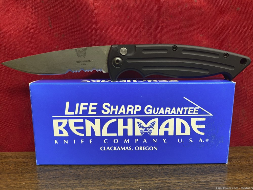 2 Spring Assist Auto Pocket Knives Benchmade Mini Reflex and Panther-img-1