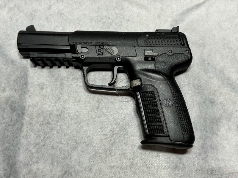 FNH FIVE-SEVEN - 5.7X28MM-img-2