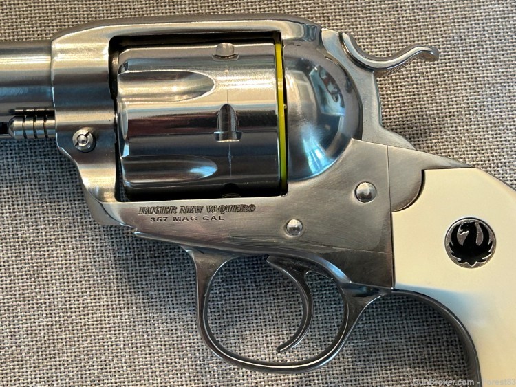 Ruger Bisley New Vaquero Revolver 357 Mag -img-3