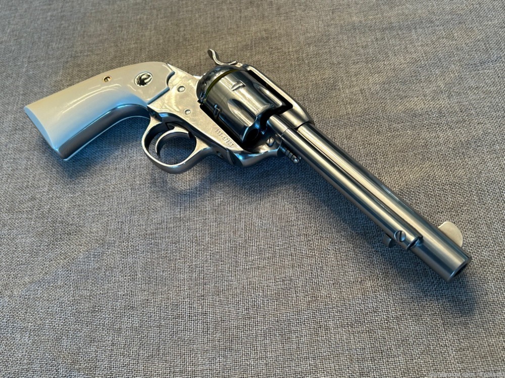 Ruger Bisley New Vaquero Revolver 357 Mag -img-1