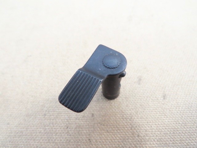 Astra A-100 .40 cal Takedown Latch Parts-img-3