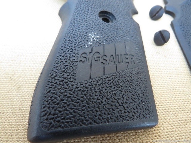 Sig Sauer Model P239 Black Plastic Grips & Grip Screws Parts Sigarms-img-3