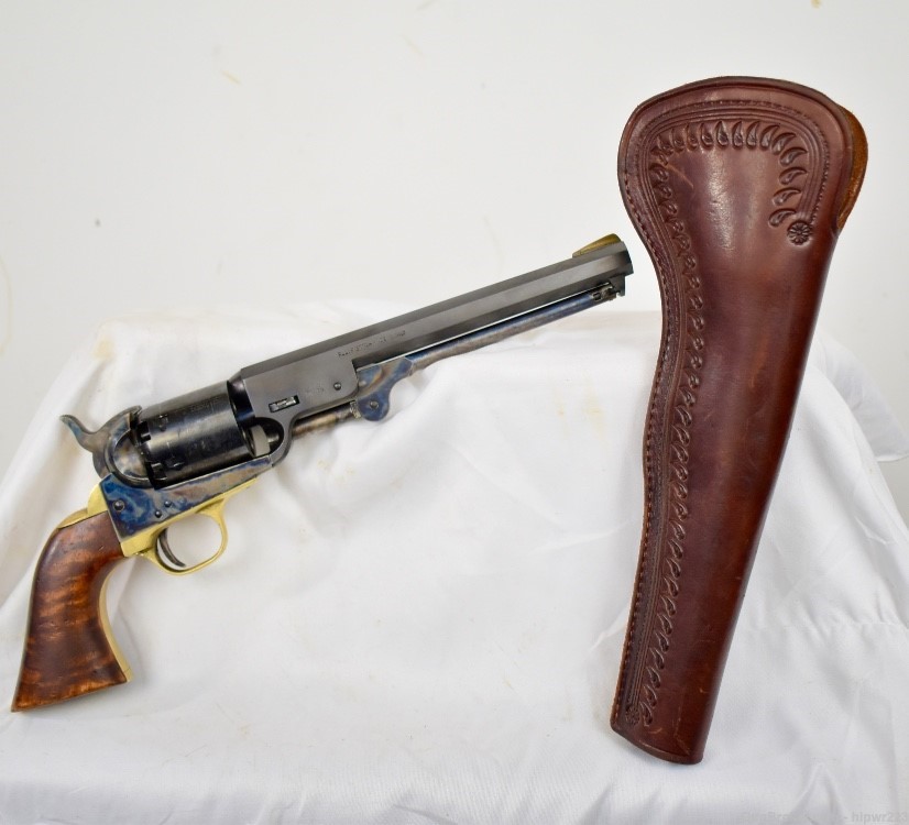 Navy Arms Pietta model 1851 Navy .36 Cal with Bachman Holster-img-1