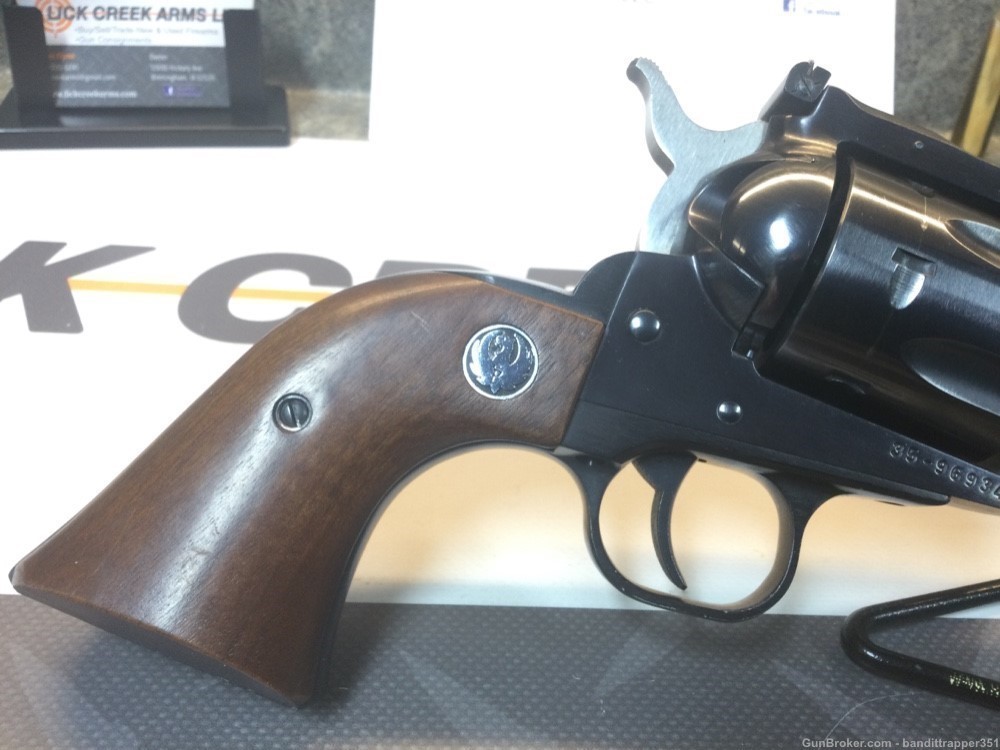 Ruger New Model Blackhawk .357 revolver-img-2