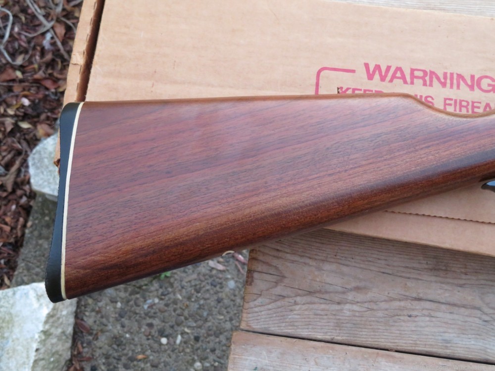 Marlin 1894 94 44 magnum lever rifle with ORIGINAL box 1977 pre safety-img-1