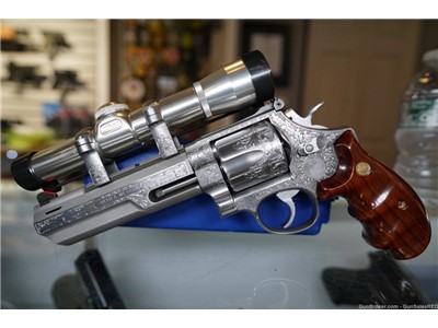 Smith & Wesson SPECIAL EDITION 629 44 Mag *ULTRA RARE #44 of 50*