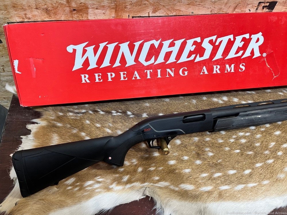 Winchester SXP 20 ga 24” barrel Excellent condition In Box -img-0