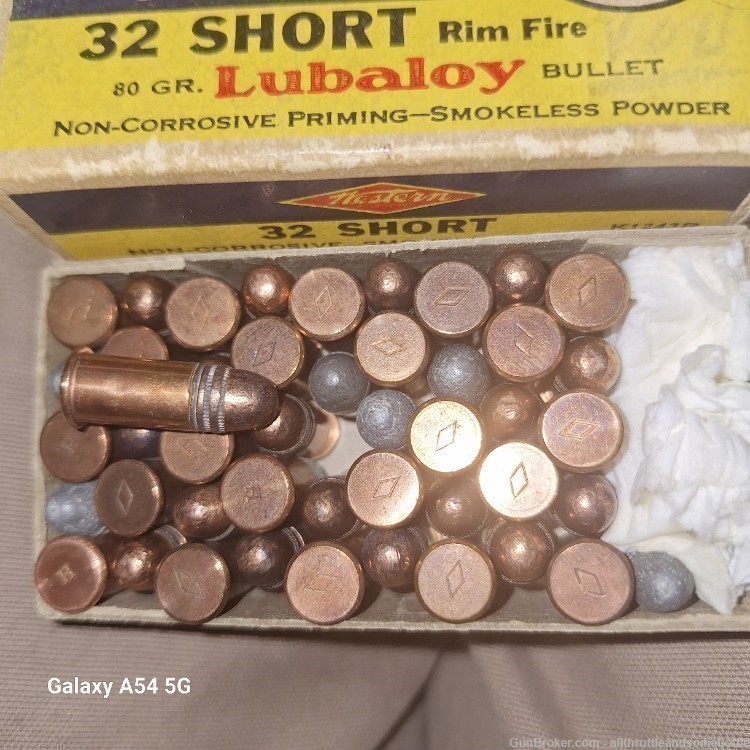 (46) rounds Western Bullseye Lubaloy  32 Short Rim Fire -img-1