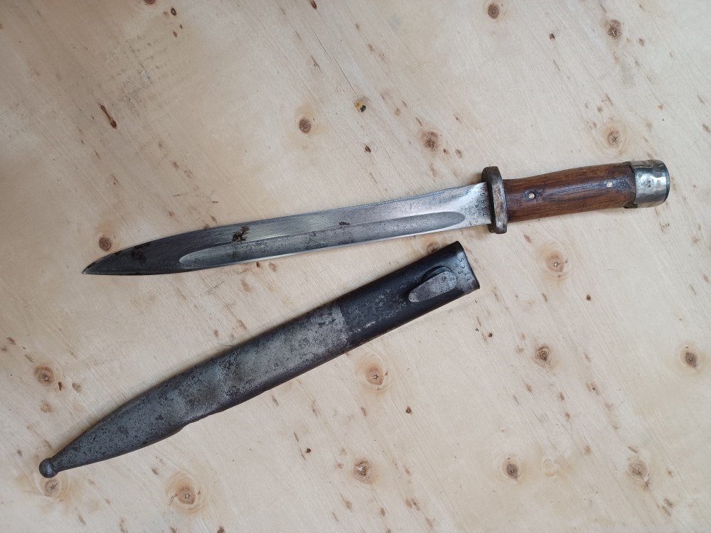 Matching numbers combat trench knife , field made from K98 bayonet -img-0