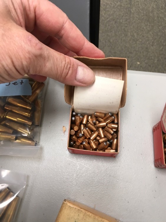 22 Rem Jet Ammunition brass cases bullets tips Remington Winchester Hornady-img-10
