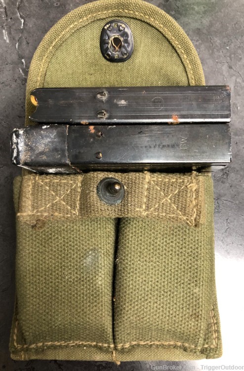 M1 Carbine ammo pouch (Arnold MFG CO 1944) and 2 Loaded magazines (II/BW)-img-2
